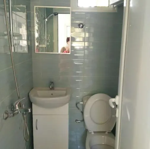 Summer Fani Semesterbostad Sinemoretz